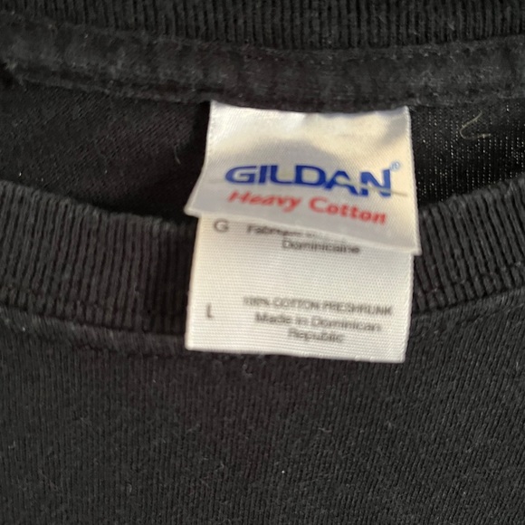 T-shirt -Lake Lure Inn Ghost Hunter - Picture 3 of 3